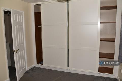 2 bedroom terraced house to rent, Ormonds Close, Bradley Stoke, Bristol, BS32