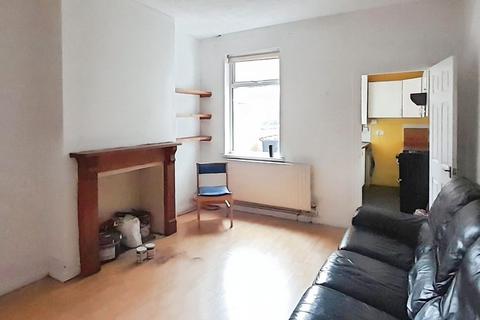 2 bedroom terraced house to rent, Cranmer Street, Leicester