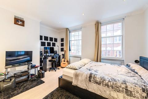 Studio to rent, Wardour Street, London, W1D