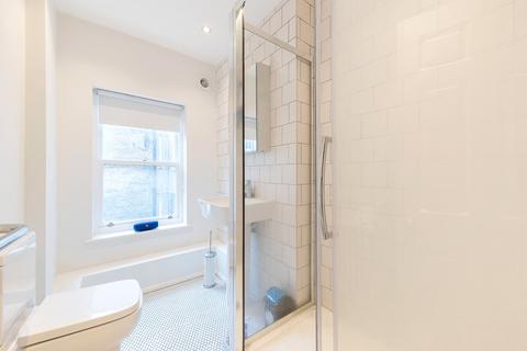 Studio to rent, Wardour Street, London, W1D