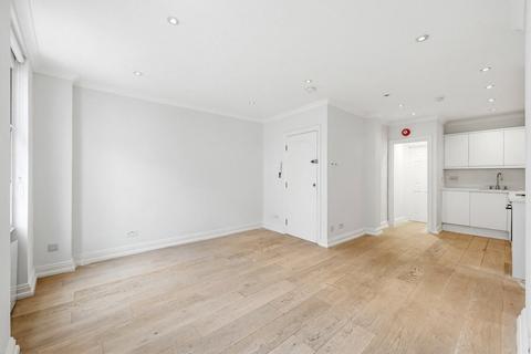 Studio to rent, Wardour Street, London, W1D