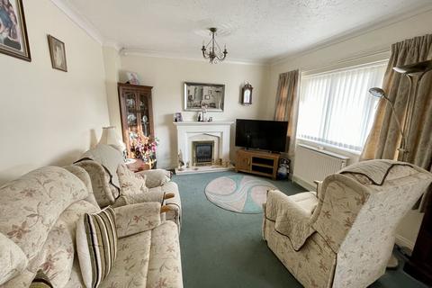 2 bedroom detached bungalow for sale, Underwood Close, Poole