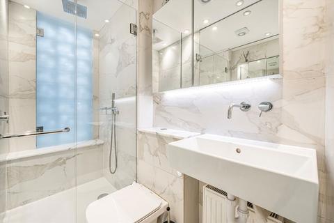 2 bedroom flat to rent, Iverna Court, London W8