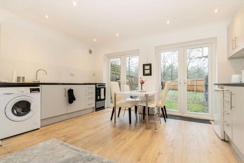 undefined, Holroyd Road, Esher KT10