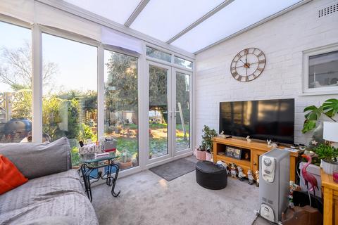 4 bedroom semi-detached house for sale, Eltham Road, Cheylesmore - Over 1500 sqft - Corner Plot - Extended