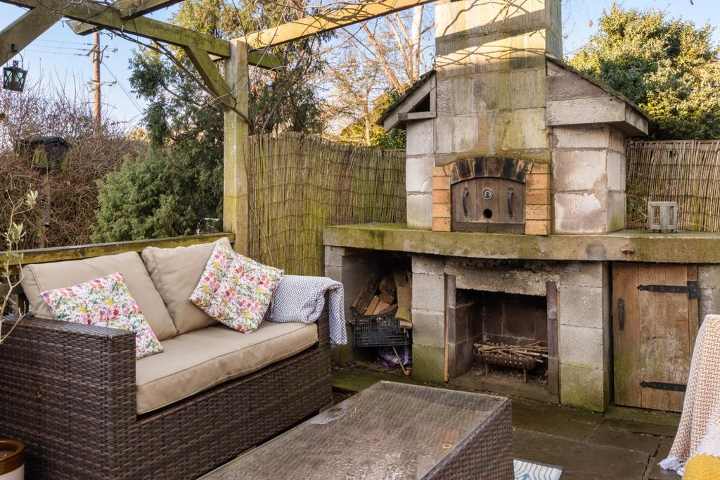 Pizza Oven