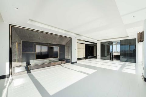 3 bedroom flat to rent, The Belvedere, London SW10