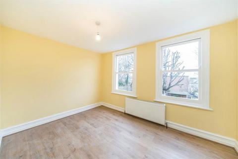 2 bedroom flat to rent, Jerningham Road, London SE14