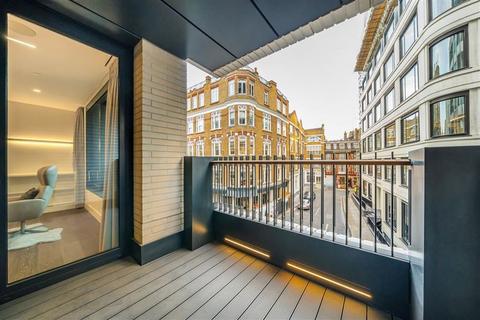 undefined, Rathbone Place, London W1T