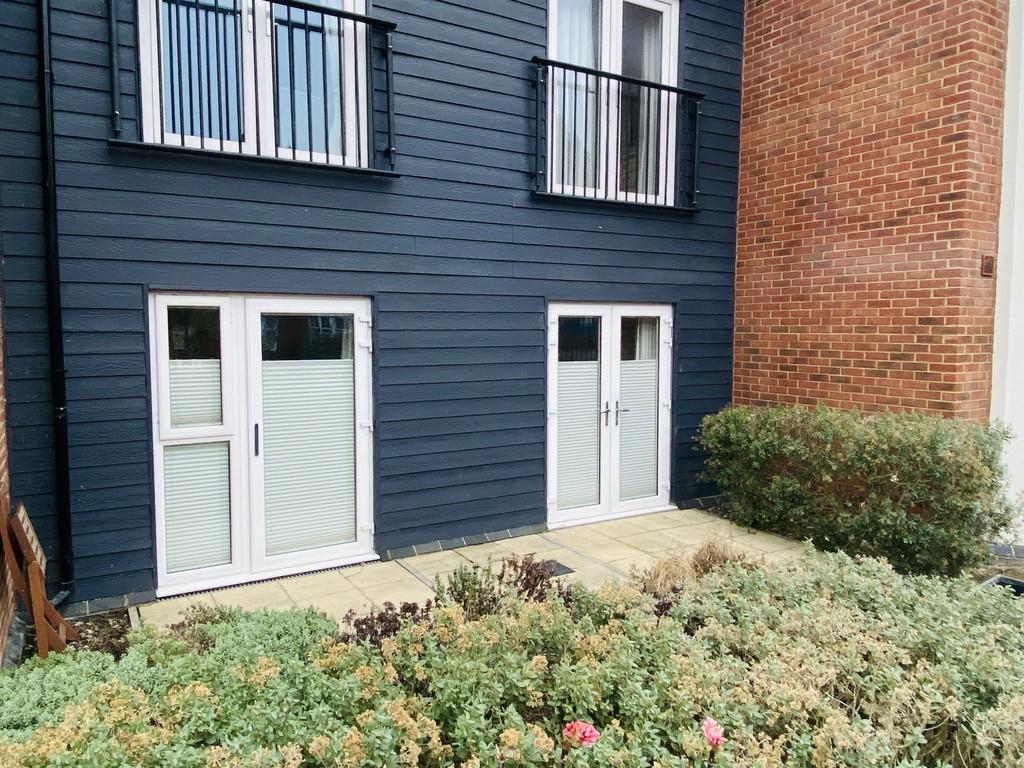 Bedroom access to terrace