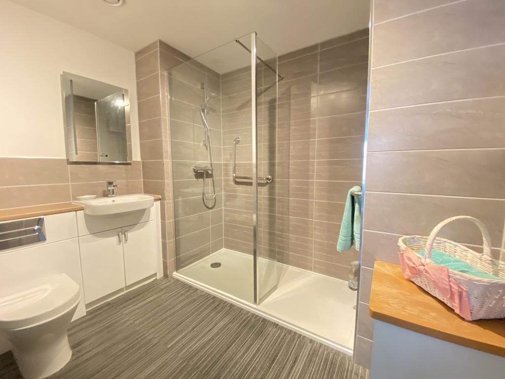 En suite shower room