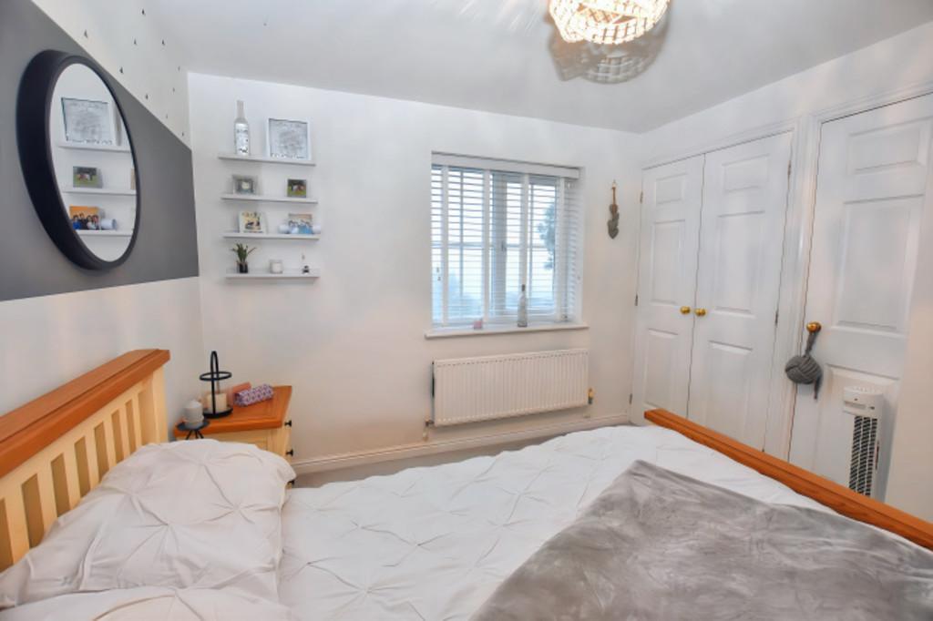 Bedroom 1b