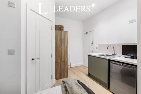 1 bedroom in a house share to rent, Surbiton Road, Southend-on-Sea, Essex, SS2