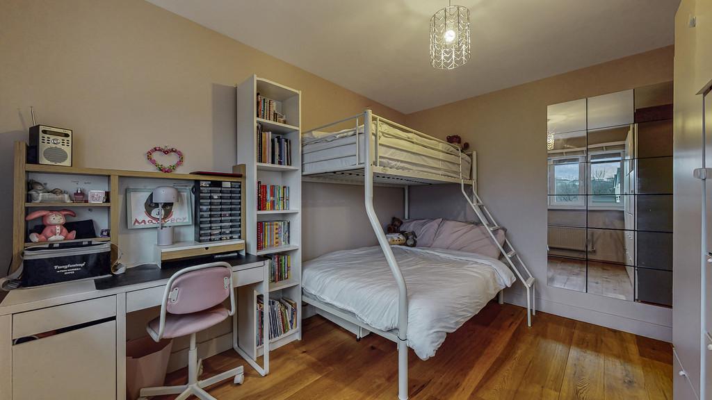 84-print-23 Kelvindale Court 71