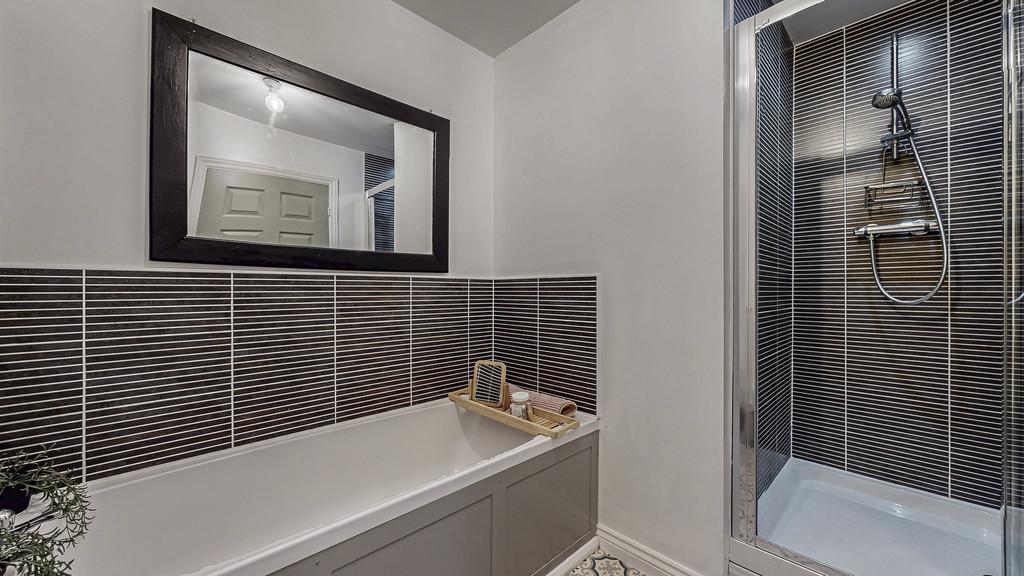 87-print-23 Kelvindale Court 72