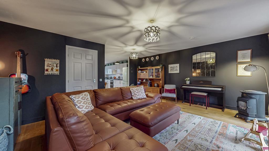 47-print-23 Kelvindale Court 46