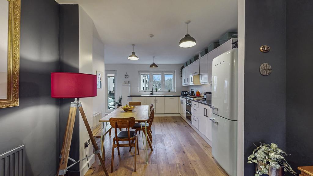 50-print-23 Kelvindale Court 49