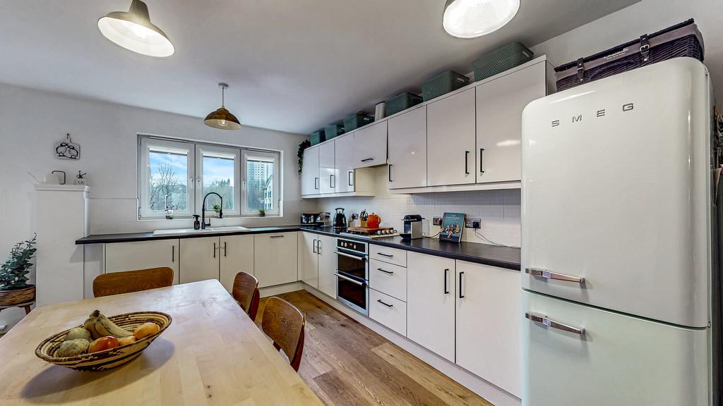 52-print-23 Kelvindale Court 51