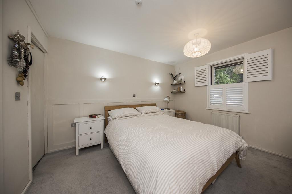 Bed 1