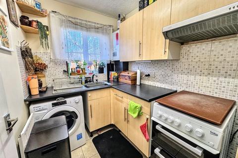 2 bedroom semi-detached house for sale, Wallisdown