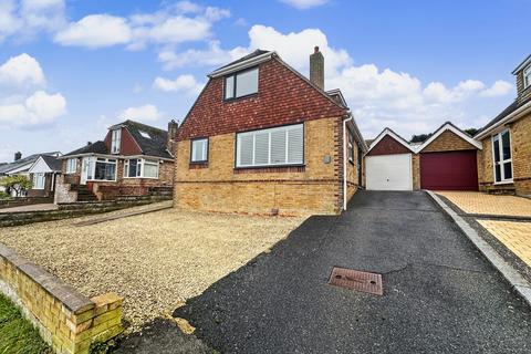 4 bedroom detached house to rent, Cissbury Crescent, Saltdean, BN2 8RH
