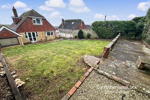 4 bedroom detached house to rent, Cissbury Crescent, Saltdean, BN2 8RH