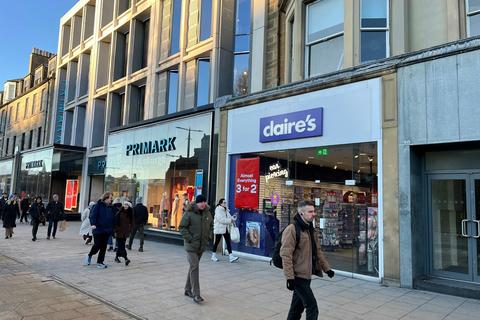 Retail property (high street) to rent, 88-90A Princes St Edinburgh EH2 2ER