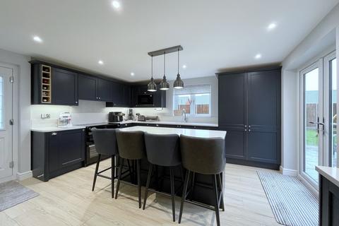 5 bedroom detached house for sale, Wiles Avenue, Moulton Chapel