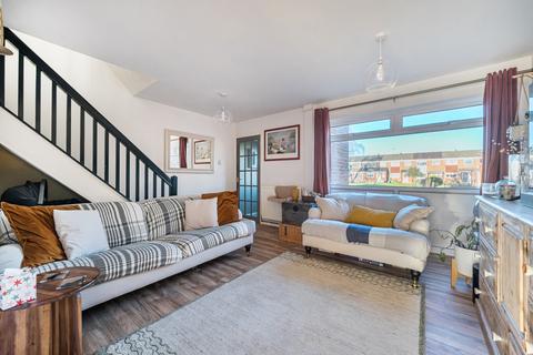 3 bedroom terraced house for sale, Chiltern Walk, Reading RG8