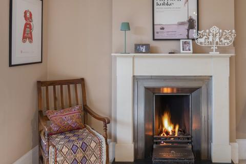 4 bedroom semi-detached house for sale, Ditton Road, Surrey KT6