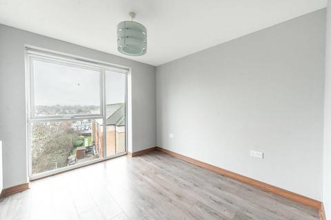2 bedroom flat to rent, Zodiac Close, Edgware, HA8