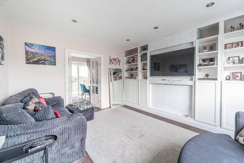 3 bedroom semi-detached house for sale, Fairmead Crescent, Edgware, HA8