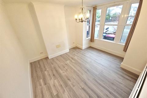 4 bedroom terraced house for sale, Anerley Road, Westcliff on sea, Westcliff on sea,