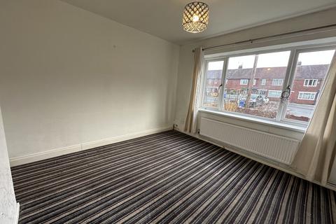 2 bedroom terraced house to rent, Hilda Grove, South Reddish