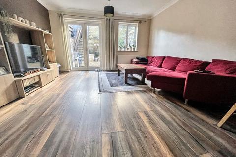 2 bedroom end of terrace house for sale, Knighton Heath