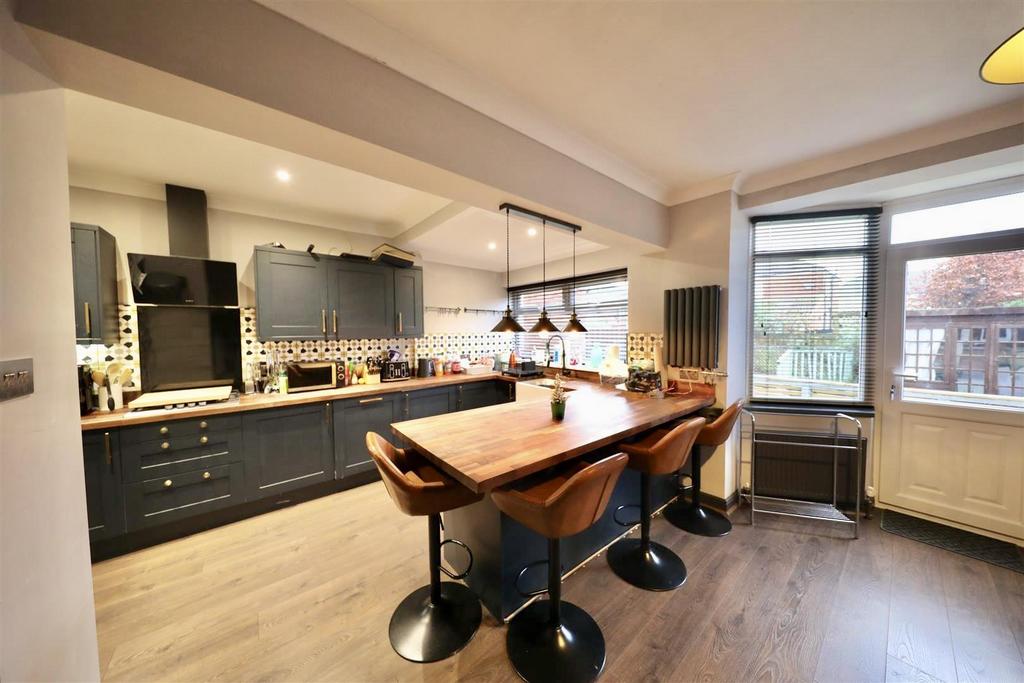 Kitchen diner