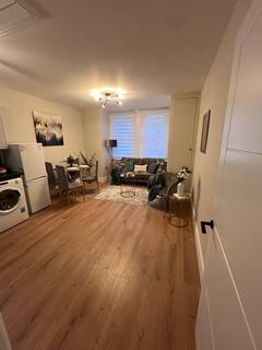 3 bedroom flat to rent, Drayton Road, Harlesden, NW10