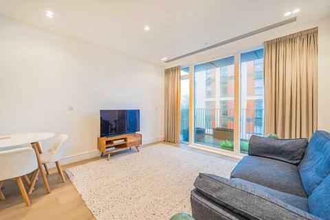 1 bedroom flat to rent, Essex Place, London W4