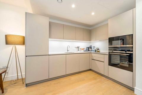 1 bedroom flat to rent, Essex Place, London W4