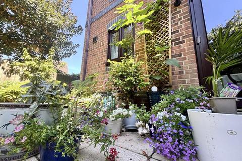 3 bedroom house for sale, Brocks Close, Dibden Purlieu, Southampton