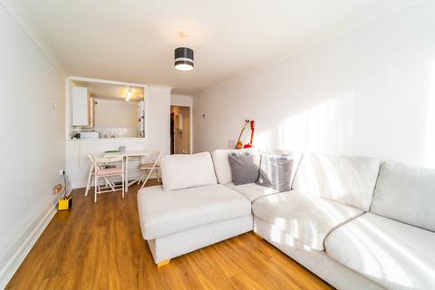 1 bedroom apartment for sale, Centurion Close, Islington, London, N7