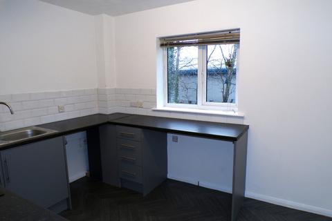 1 bedroom flat to rent, Woottons Court, Staffordshire WS11