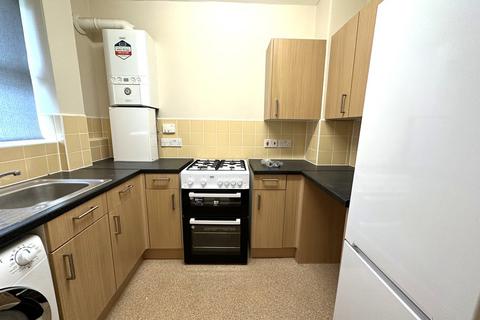 3 bedroom flat to rent, Australia Road, White City, London
