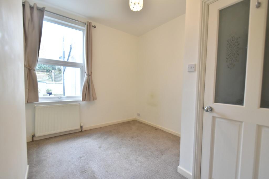 Bedroom (2)