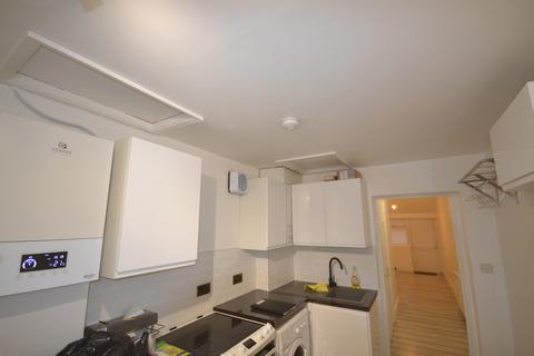 1 bedroom flat to rent, Mawney Road, Romford