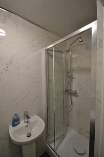 1 bedroom flat to rent, Mawney Road, Romford