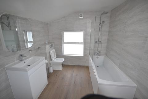 1 bedroom flat to rent, High Road, Ilford