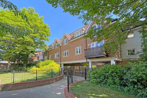 1 bedroom apartment for sale, Cheam Road, Epsom KT17