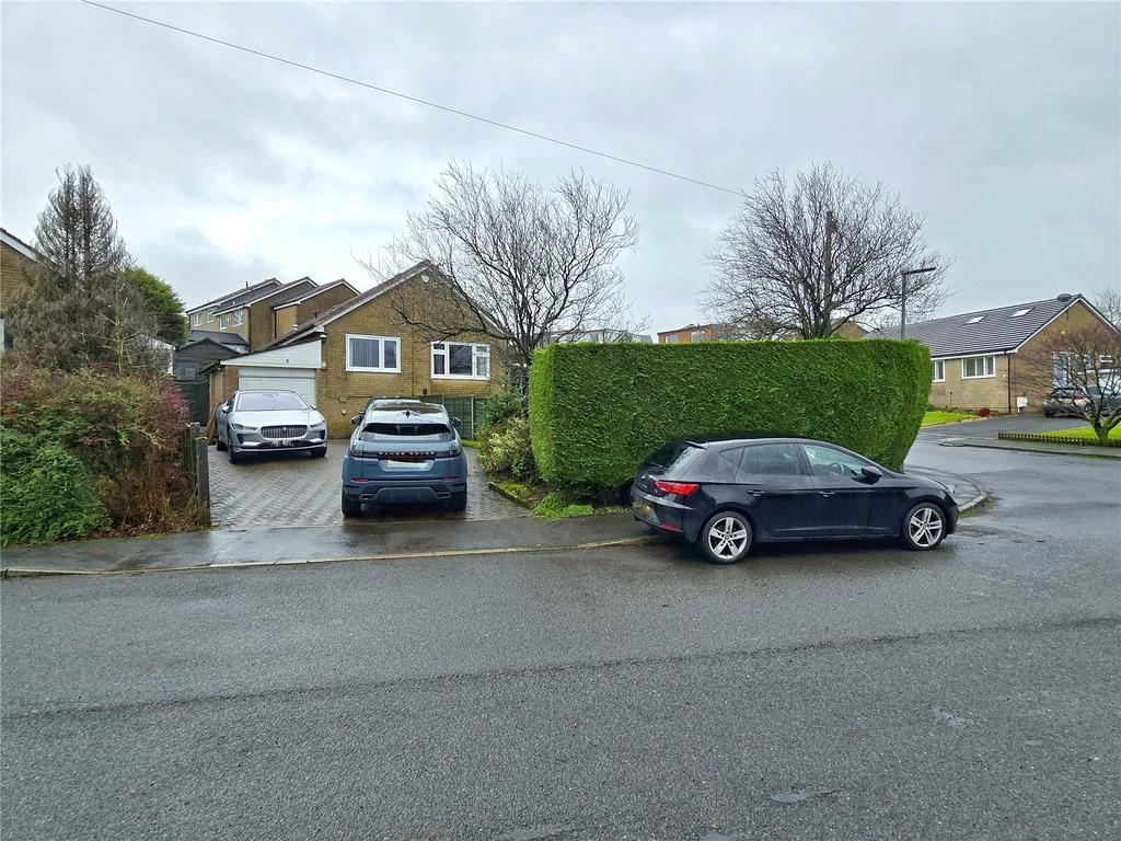 Driveway &amp; Garage