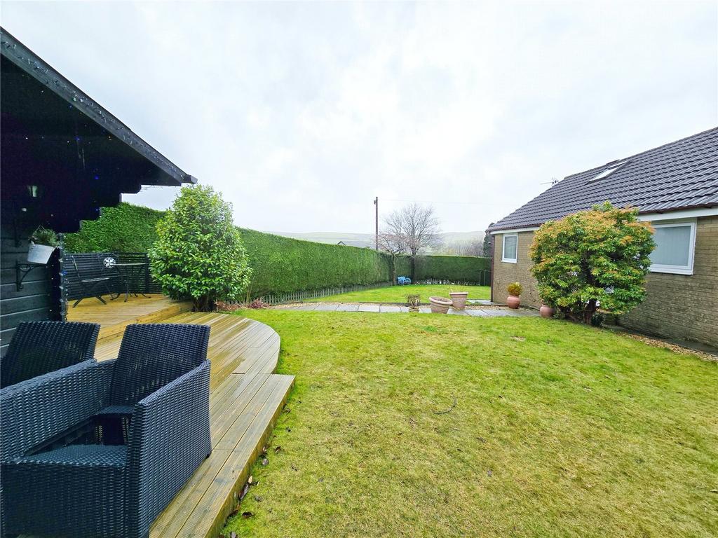 Sw-Facing Lawn